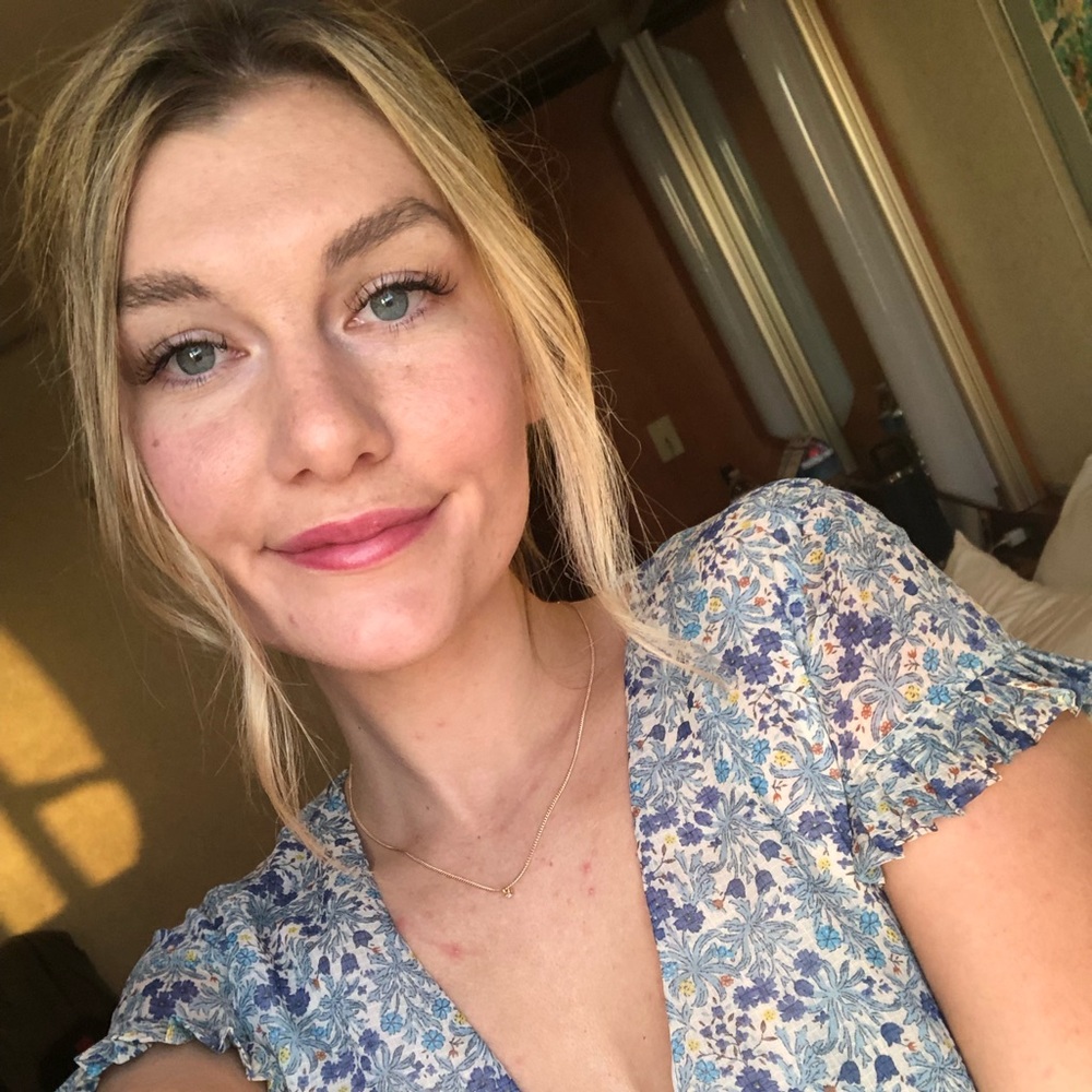 Meet your Posher, Kenzie